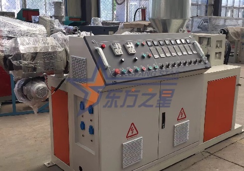 Qingdao Eaststar PVC वेल्डिंग रड उत्पादन लाइन व्यावहारिक र प्रयोग गर्न सजिलो छ, यसलाई प्लास्टिक प्रशोधन निर्माताहरूको लागि आदर्श बनाउँदै।